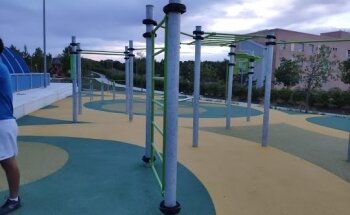 Parque de Barras de Calistenia