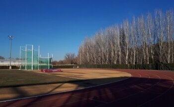COMPLEJO DEPORTIVO MUNICIPAL DE ZUERA (Gimnasio y Pista Atletismo)