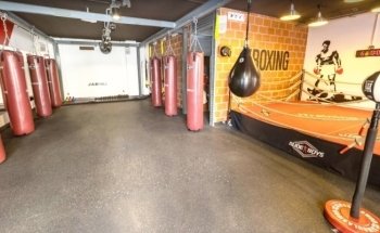 Entrenador Personal en Alicante y Pilates - GRUPOiTRAINING