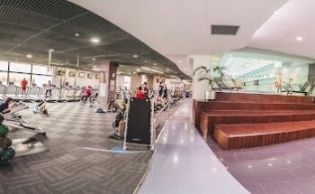 Zagros Sports Puerta de Europa