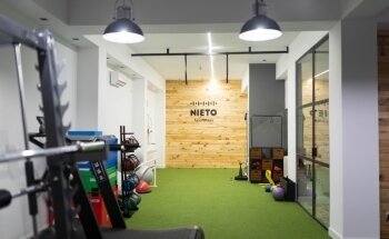 NIETO fisiofitness: Fisioterapia, suelo pélvico y entrenamiento personal en Salamanca.