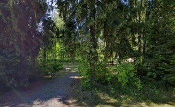 Niittäjänpuisto Street Workout / Outdoor Gym