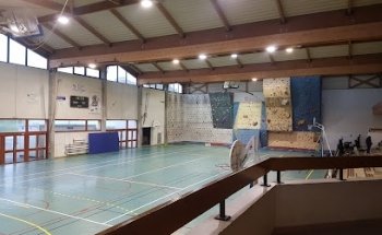 Roger Treillé Gymnasium