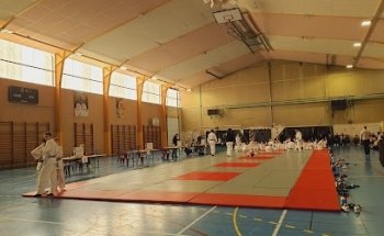 Léo Lagrange gymnasium