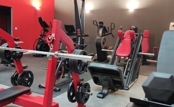 Wellness Actyvity / Trainer Georges Wilson Sports And Recreation