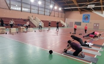 ABS - KickBoxing - Cross Training - MMA