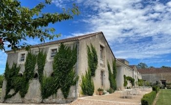 Les Stables
