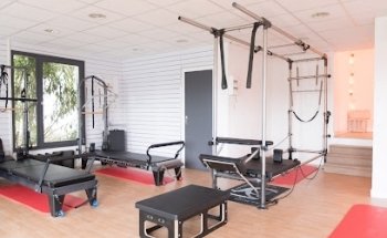 Pilates Bordeaux Rive Droite ® 38 Les Prés Of L'église 33370 Pompignac