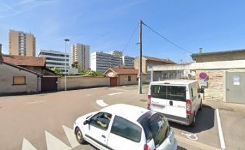 Stades Complexes Sportifs et Gymnases Municipaux
