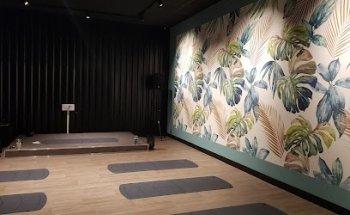 L'ONYX STUDIO | Salle de sport et bien-être cycling et wellness