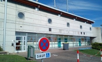 Sports Hall De Varennes-Sur-Allier