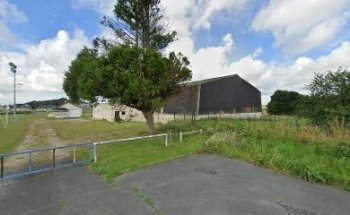 Salle de Sport/terrains de tennis