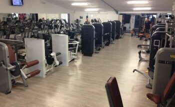 Yakha Sport Apt