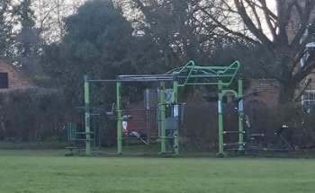 Stonards Hill Outdoor Gym