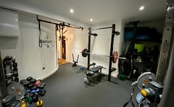 Blackheath Studio Personal Training, Fitness, Weight Loss, Wellbeing, Posture Analysis, Injury Rehab, Nutrition, Back Pain.