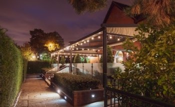 Fairlawns Hotel and Spa