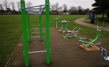 Public Outdoor Gym in Bush Hill Park