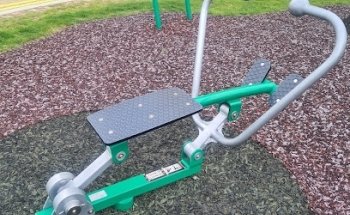 Play Hill Outdoor Gym