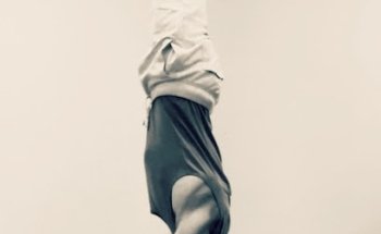 Iyengar Yoga With Dave Curry