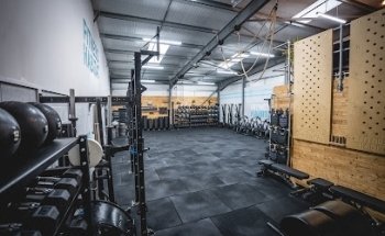 LAUREN CHANDLER PERSONAL TRAINING