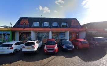 Kent's Premier Gym Pool & Spa