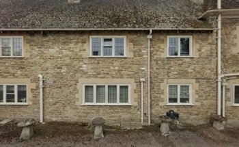 Laura J Pilates - Pilates classes at Little Coxwell