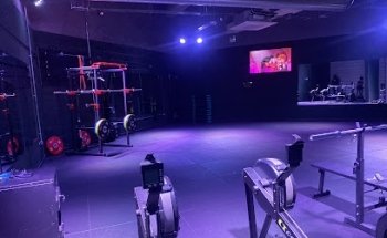 LAX Fitness