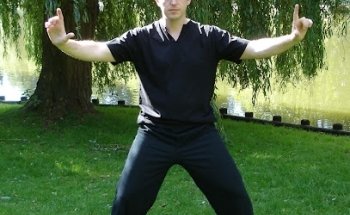 Chris Handbury School of Qigong