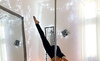 The White Studio - flexibility in motion