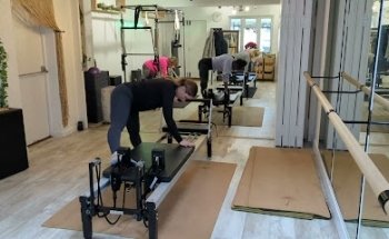 FitWell Studios. Reformer & Mat Pilates.Yoga.Dance.PT & The Baby Space