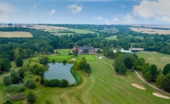 Lakeside Lodge Golf & Country Club