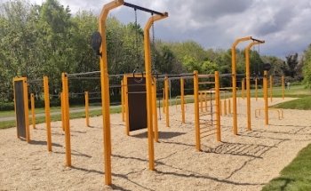 Calisthenics & functional fitness area Tymon park