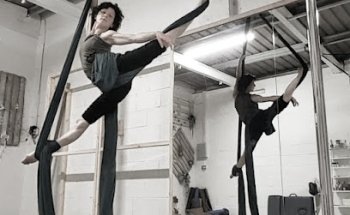 Fusion pole Studio