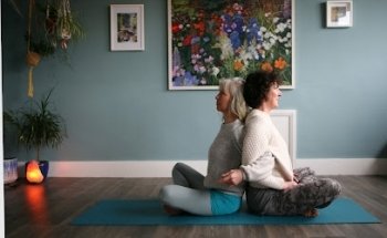 Flow Yoga With Siobhan