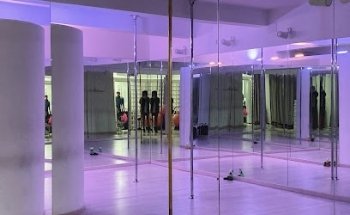 Rome pole dance studio 2