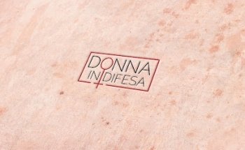 DONNA IN DIFESA
