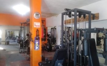 Strong Mixto
