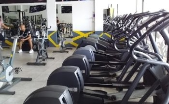 Cross Gym Gimnasio Mixto