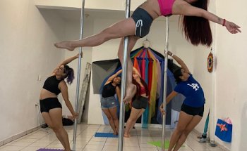 Pole Fitness Gavi