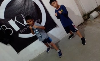 Black out boxing