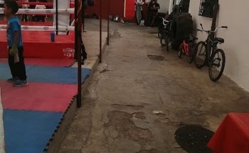 School Boxing Round Zero