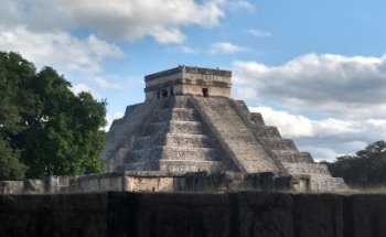 Guerreros del Mictlán - Academia Multidisciplinar