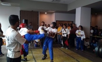 Akacualama Génesis/Defensa Personal