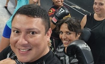 Sports Center kick boxing Mma Jiujitsu Suc. Poniente