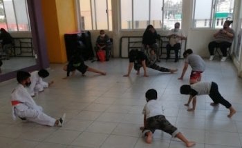 Escuela de taekwondo Kyeongju Lindavista Vallejo