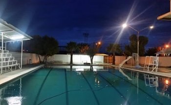 Albercas De La Deportiva