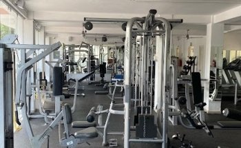120 Gym Versalles