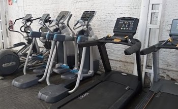 Body building and fitness gym
