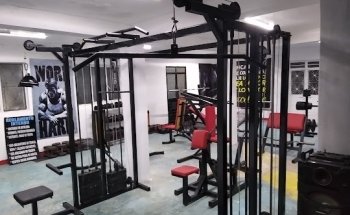 STRONG MUSCLE GYM