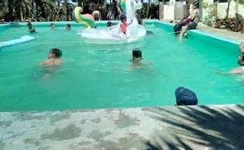 Balneario El Abejorro